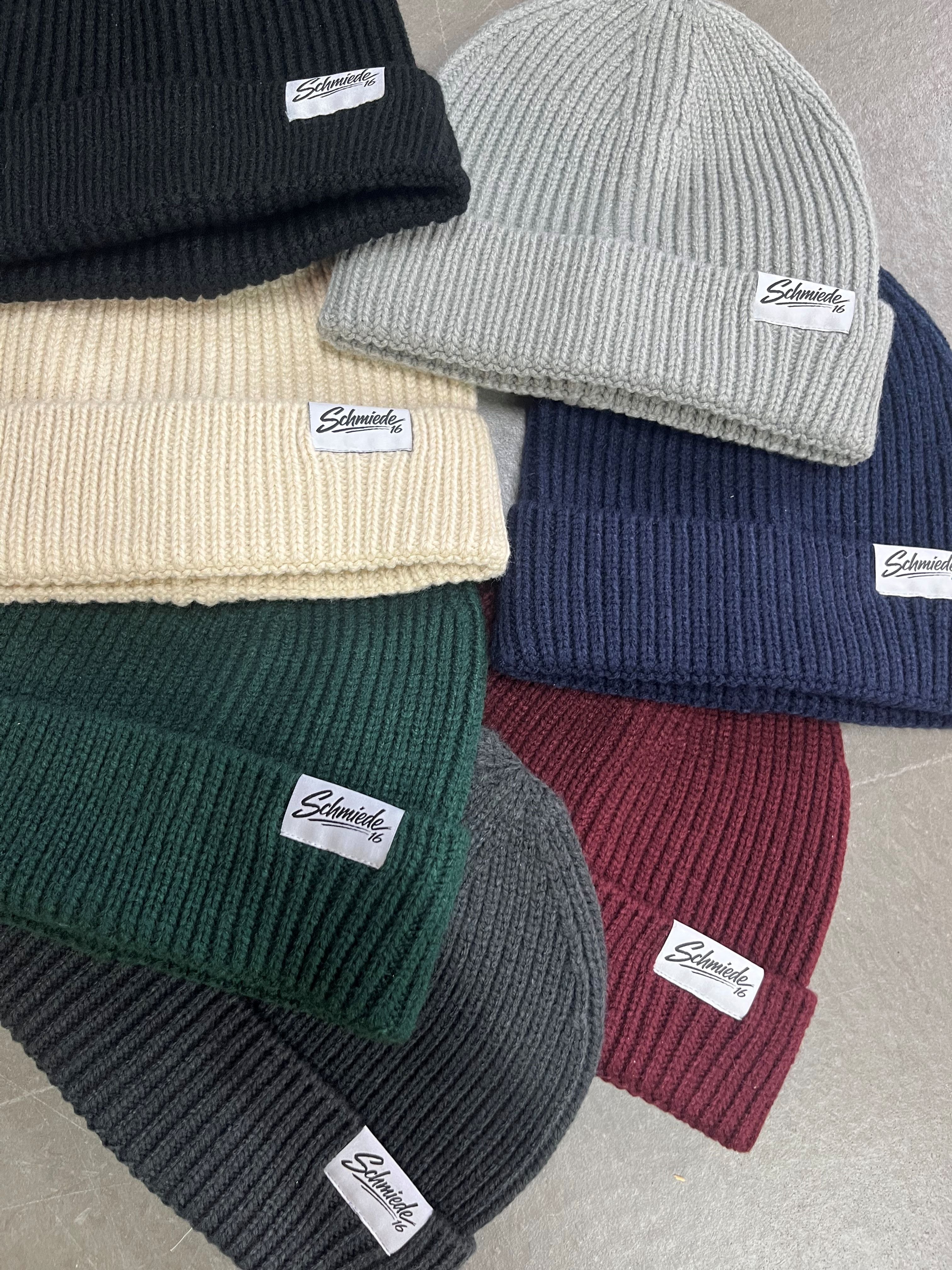 Schmiede Ribbed Beanie